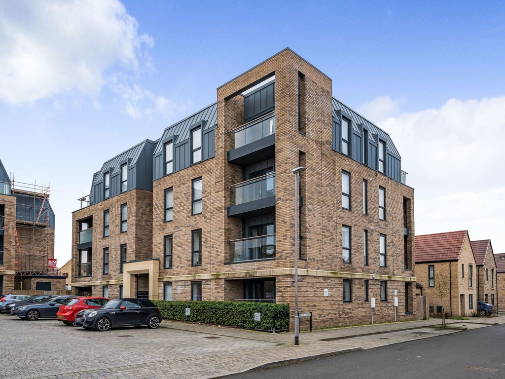 2 bed flat for sale in Mulberry Way, Bath, Somerset BA2, £325,000