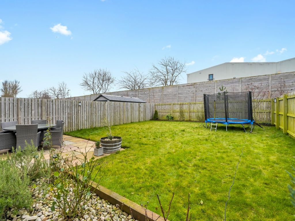 4 bed detached house for sale in Mayflower Gardens, Loanhead EH20, £335,000