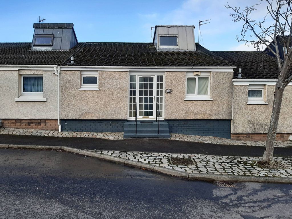 3 bed terraced house for sale in Holms Crescent, Erskine, Renfrewshire PA8, £134,995