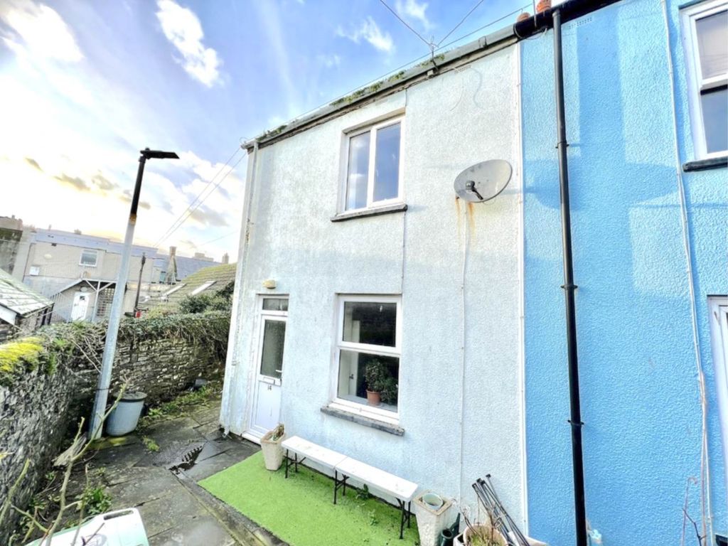 2 bed end terrace house for sale in Crynfryn Buildings, Aberystwyth SY23, £155,000