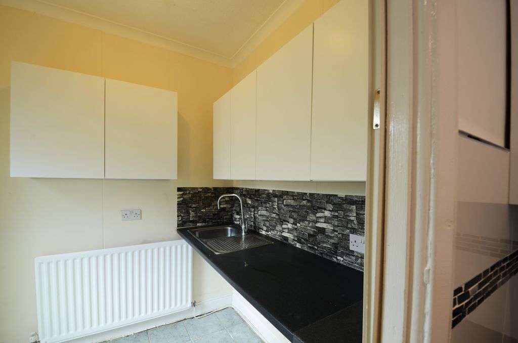 3 bed terraced house to rent in South View, Trimdon Grange, Trimdon Station TS29, £580 pcm
