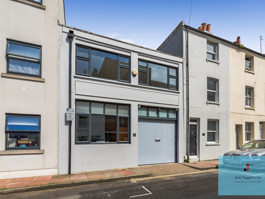 2 bed property for sale in Castle Street, Brighton BN1, £850,000