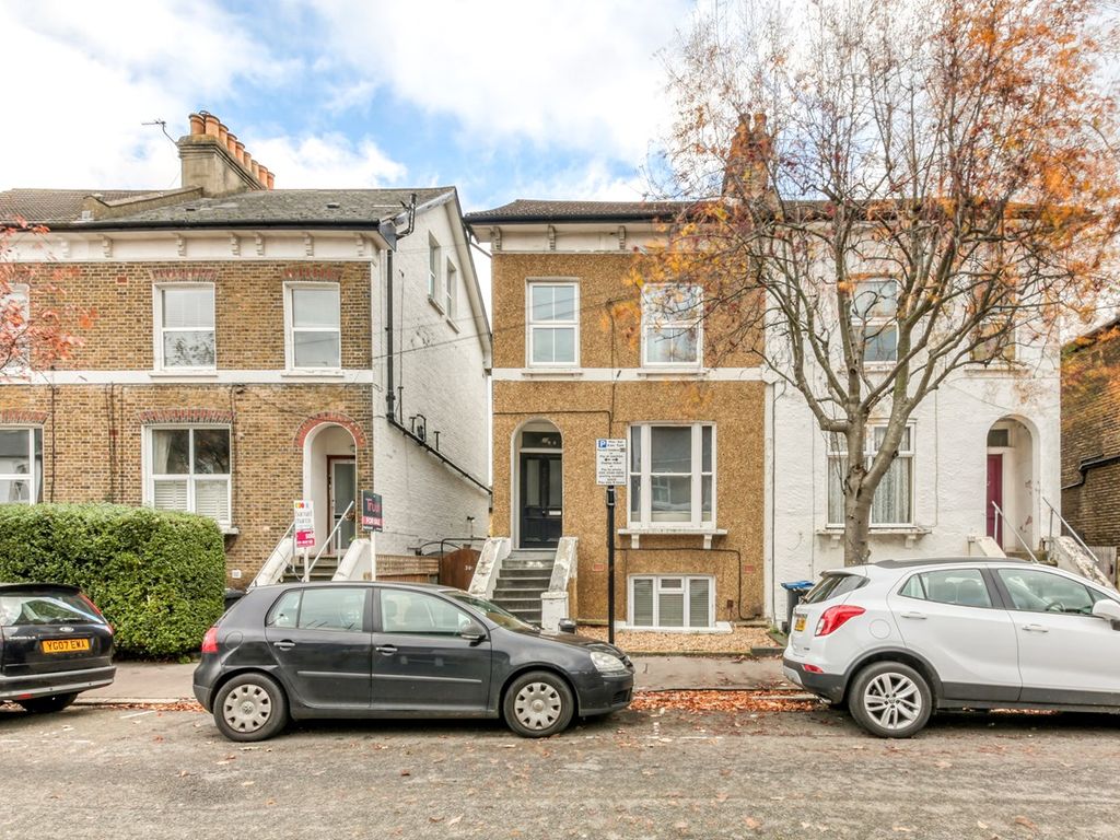 2 bed maisonette for sale in Alexandra Road, Croydon CR0, £290,000