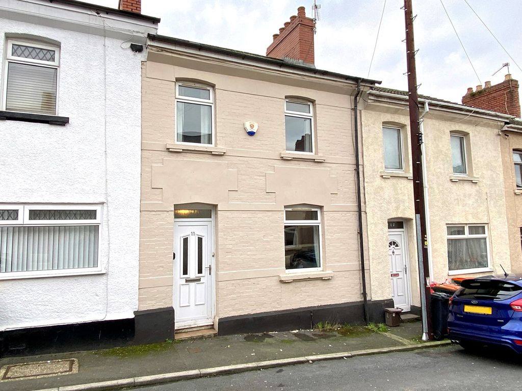 2 bed terraced house for sale in Dos Road, Newport NP20, £160,000