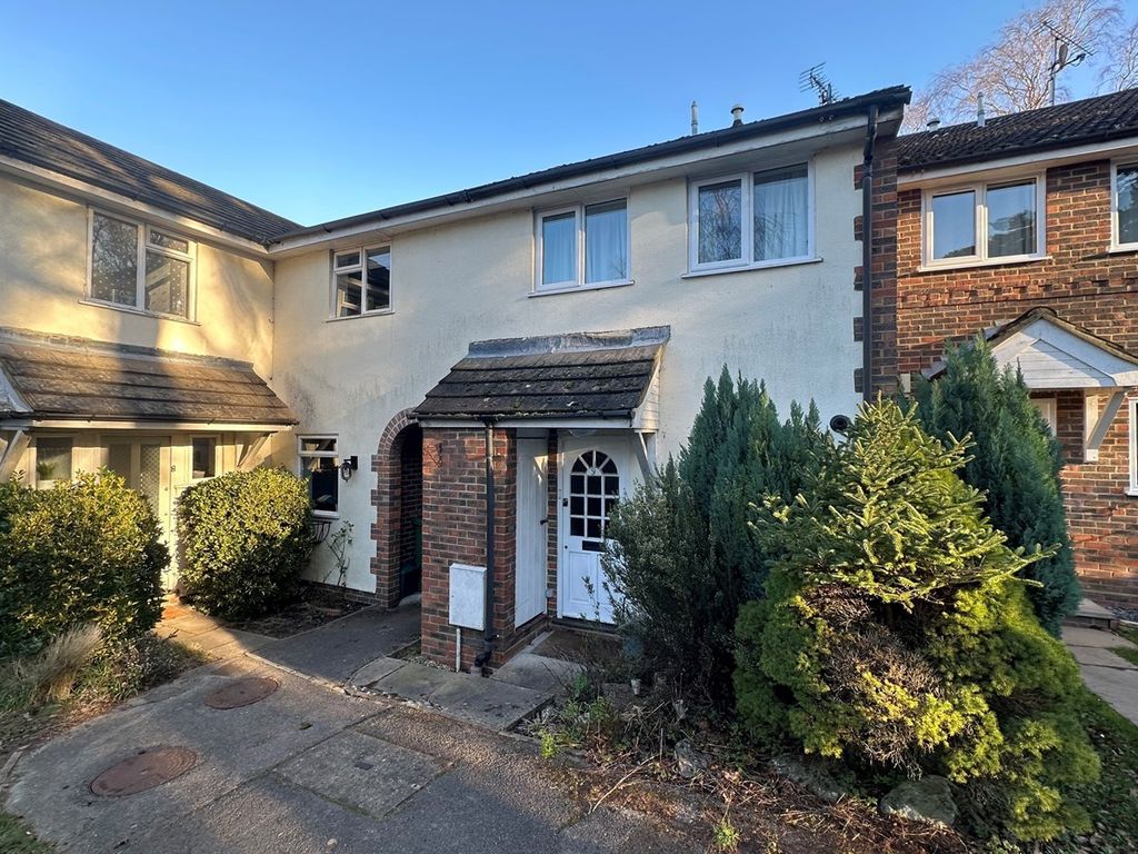 2 bed terraced house for sale in Victoria Court, Bagshot GU19, £325,000
