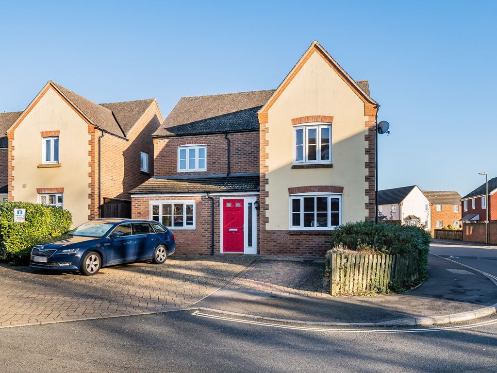 4 bed detached house for sale in Sunflower Way, East Anton, Andover SP11, £425,000