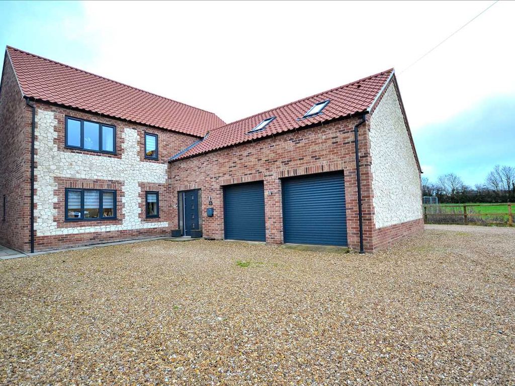 5 bed detached house for sale in Jubilee Hall Lane, Gayton, King's Lynn PE32, £650,000