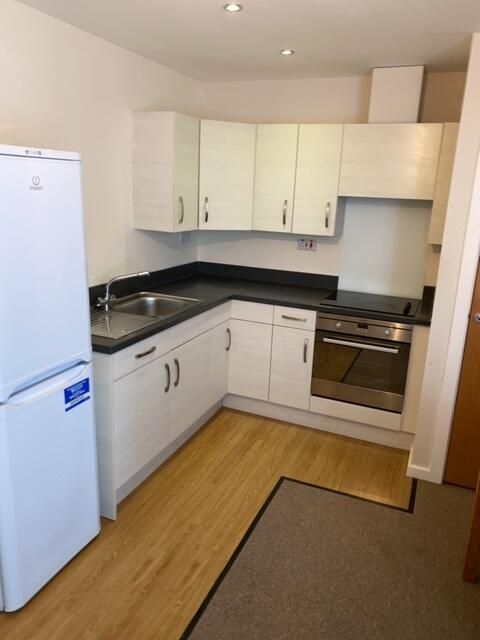 1 bed flat to rent in Thornaby Place, Stockton-On-Tees TS17, £525 pcm