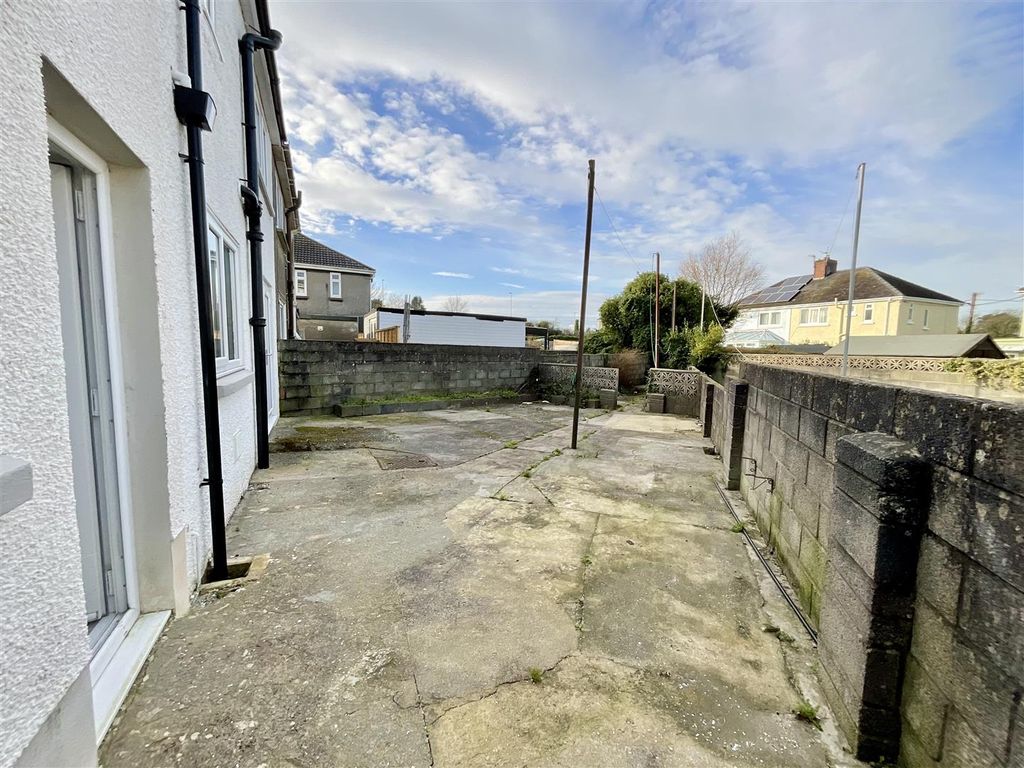 3 bed semi-detached house for sale in Bryn Illtyd, Burry Port SA16, £239,995