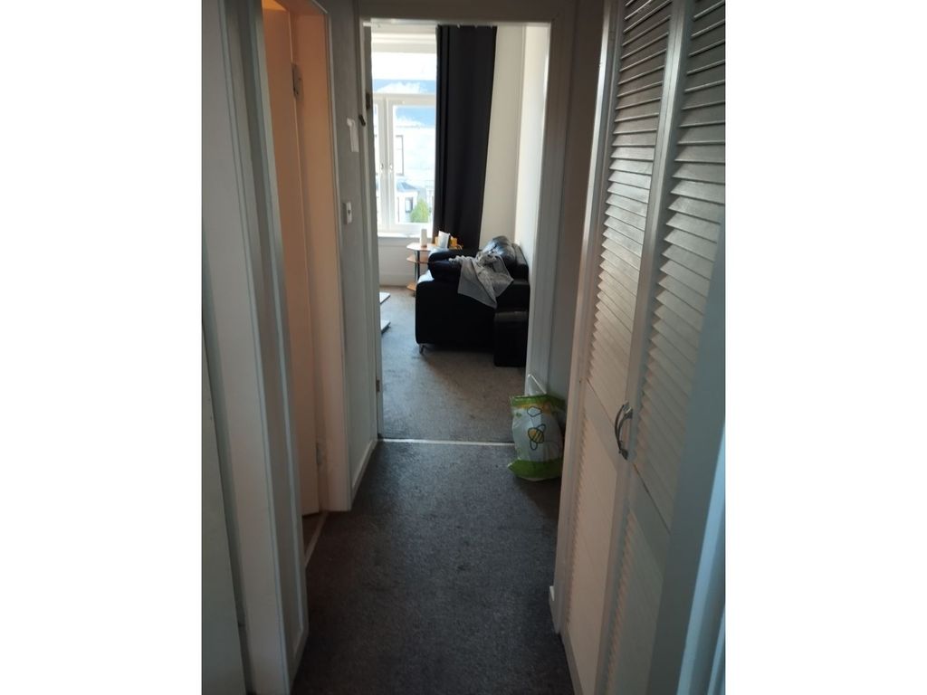 1 bed flat for sale in Holburn Street, Aberdeen AB10, £60,000