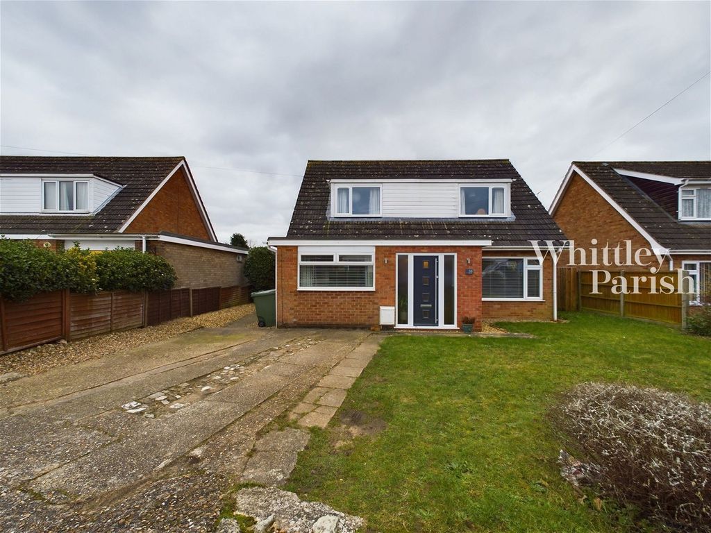 4 bed property for sale in Rye Lane, Attleborough NR17, £375,000
