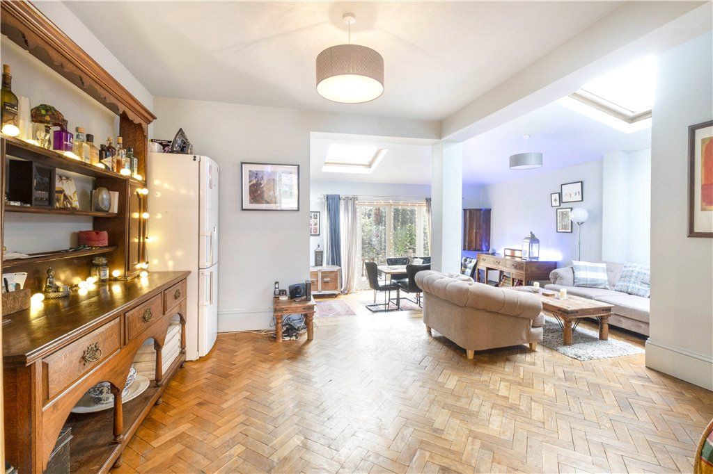 4 bed detached house for sale in Hardwicke Road, London W4, £1,350,000