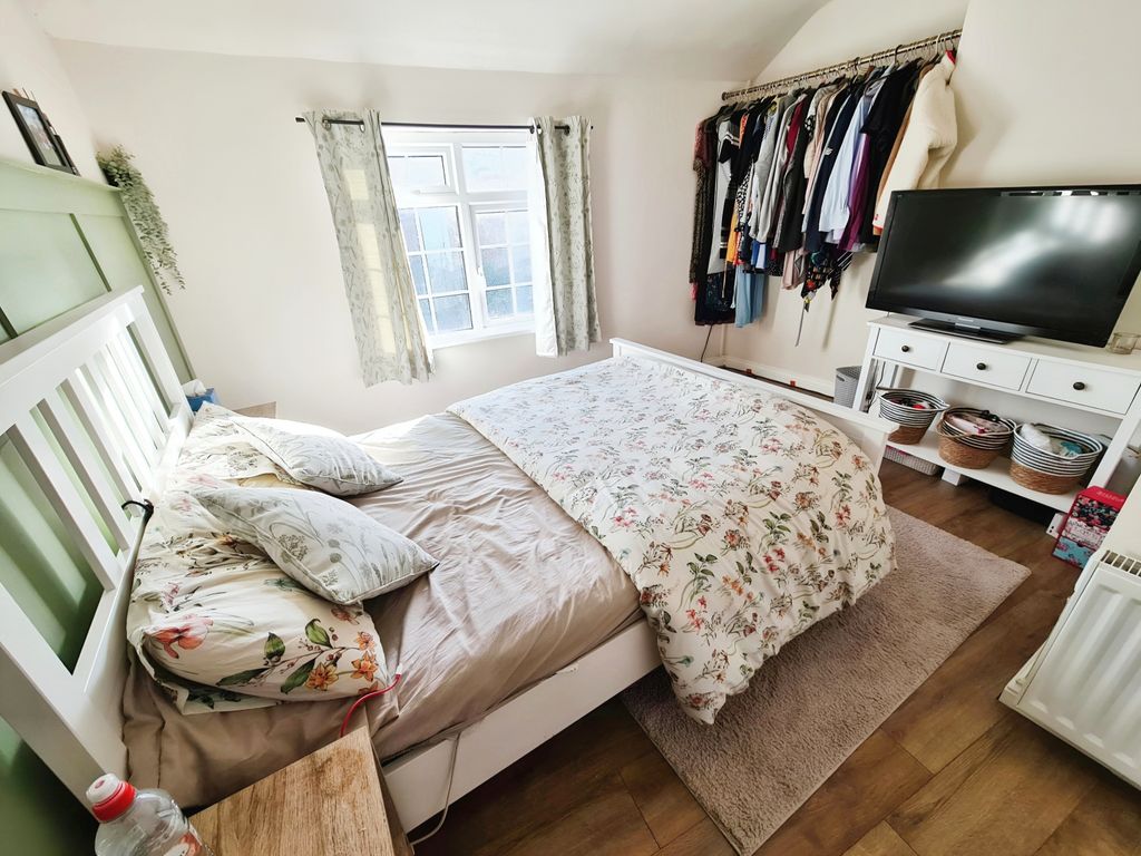 2 bed terraced house for sale in Chapel Lane, Akeley, Buckingham MK18, £235,000
