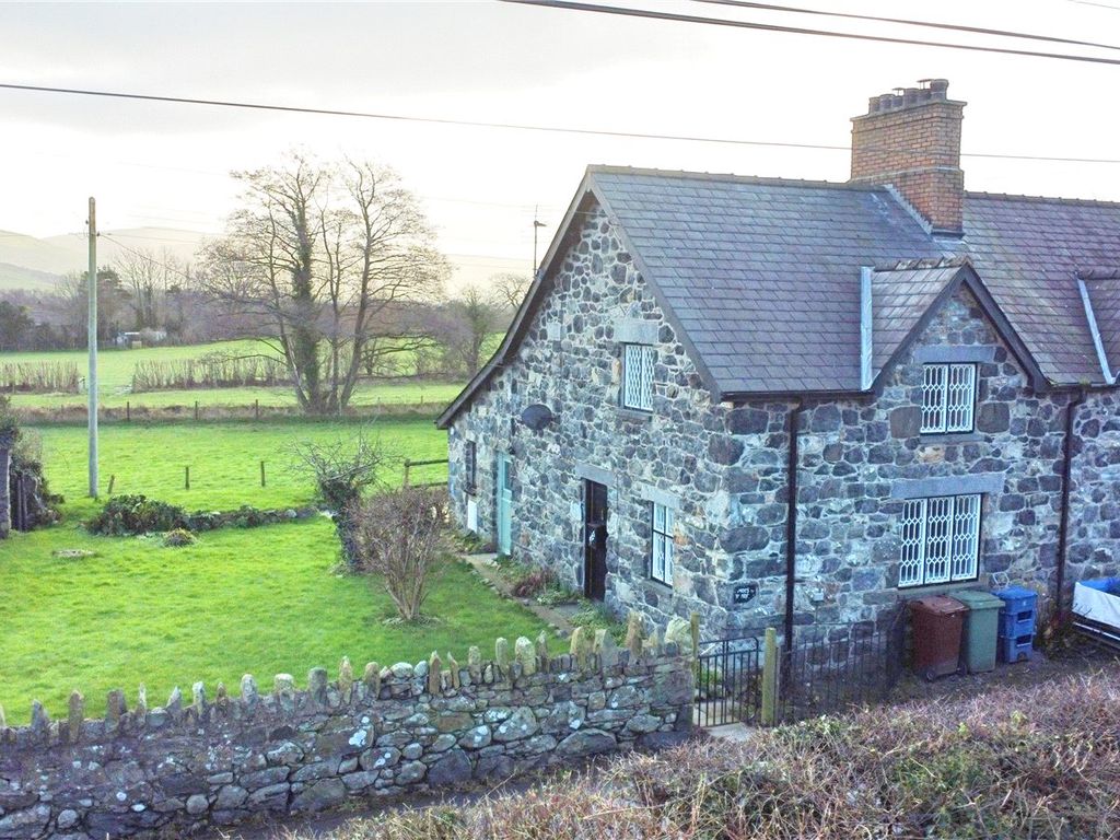 3 bed semi-detached house for sale in Llanegryn, Tywyn, Gwynedd LL36, £249,950