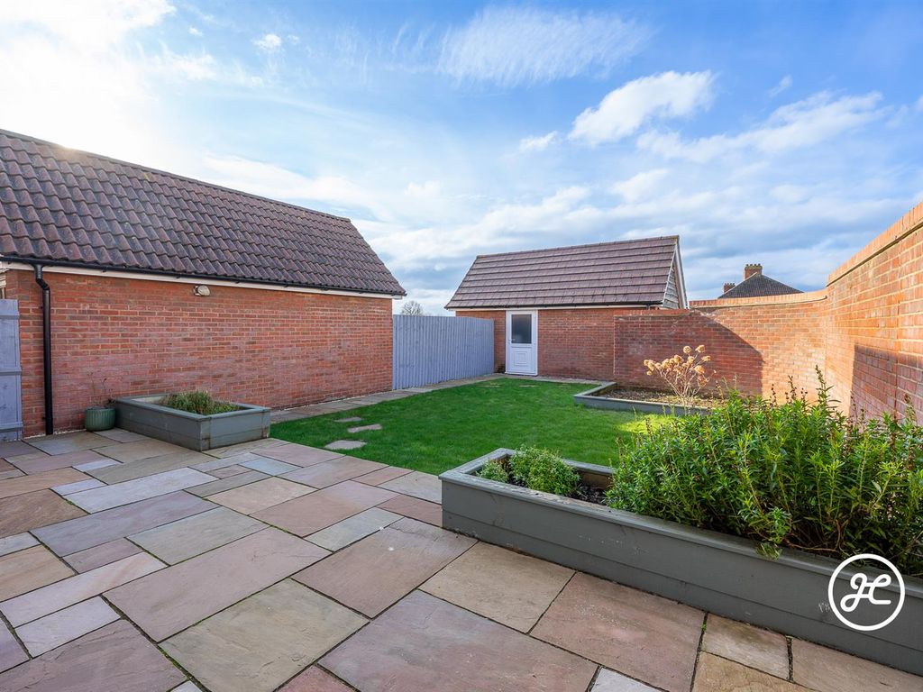 3 bed detached house for sale in Bath Brick Close, Chilton Trinity, Bridgwater TA5, £365,000