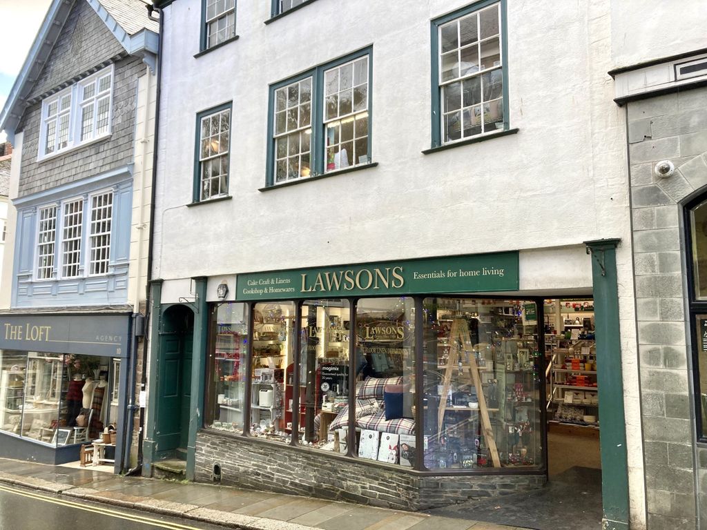 Retail premises for sale in Totnes, Devon TQ9, £75,000