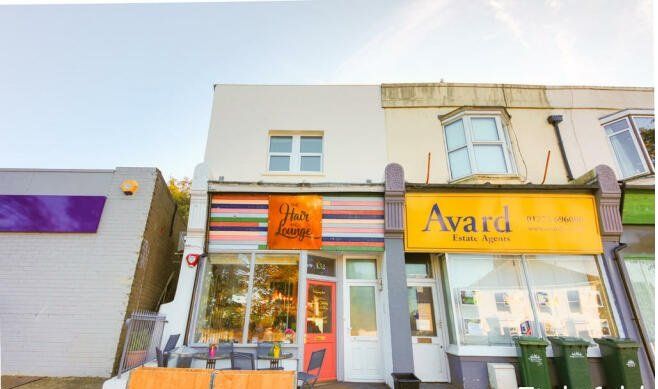 3 bed maisonette for sale in Ditchling Road, Brighton BN1, £300,000