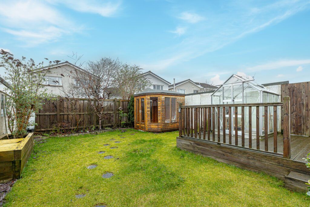 3 bed detached bungalow for sale in Fraser Place, Causewayhead FK9, £225,000