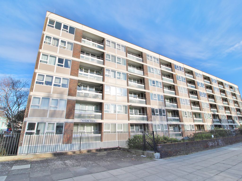 1 bed flat for sale in Elm Grove, Southsea PO5, £130,000
