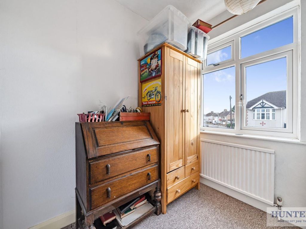 3 bed end terrace house for sale in Cartmel Road, Bexleyheath DA7, £425,000