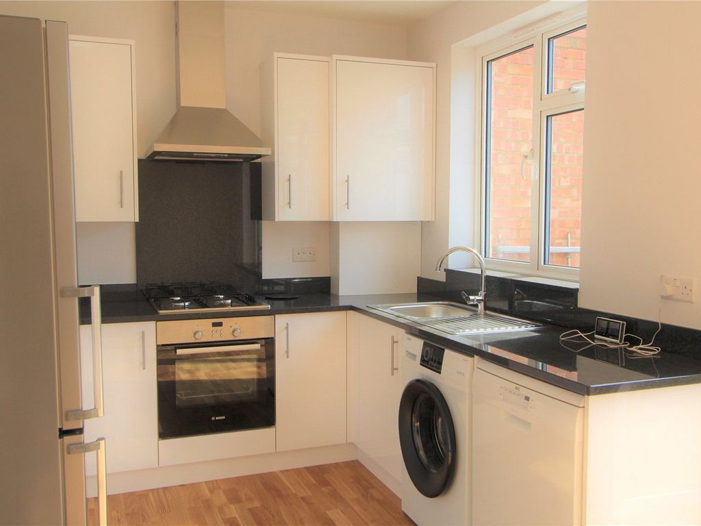 3 bed detached house to rent in Wilfrid Gardens, London, UK W3, £2,600 pcm
