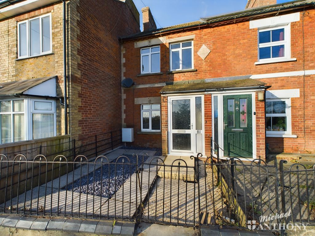 2 bed terraced house for sale in Leighton Road, Wing, Leighton Buzzard, Bedfordshire LU7, £280,000