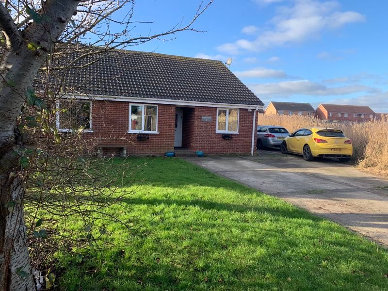 5 bed bungalow for sale in Rutland Road, Mablethorpe LN12, £229,950