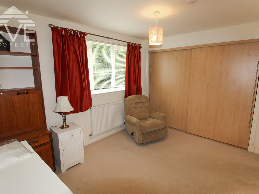 2 bed flat for sale in Strathleven Place, Dumbarton G82, £125,000