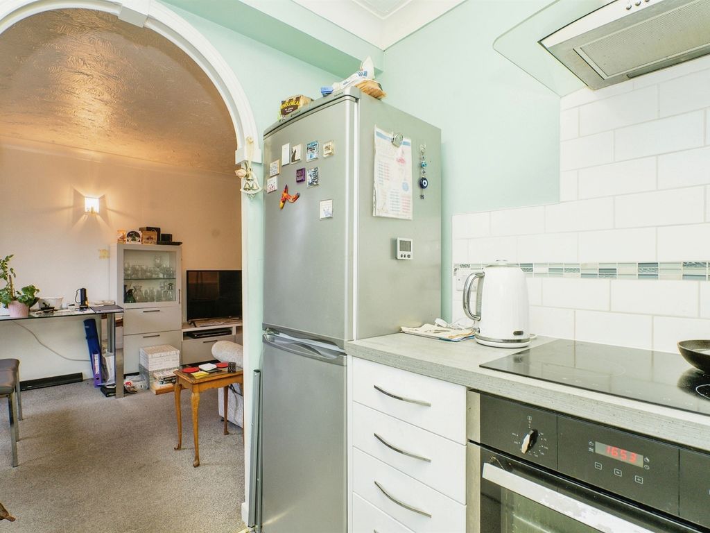 1 bed flat for sale in Louden Road, Cromer NR27, £120,000