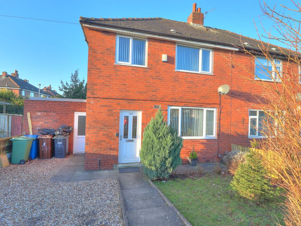 4 bed semi-detached house for sale in Scot Lane, Wigan WN5, £140,000