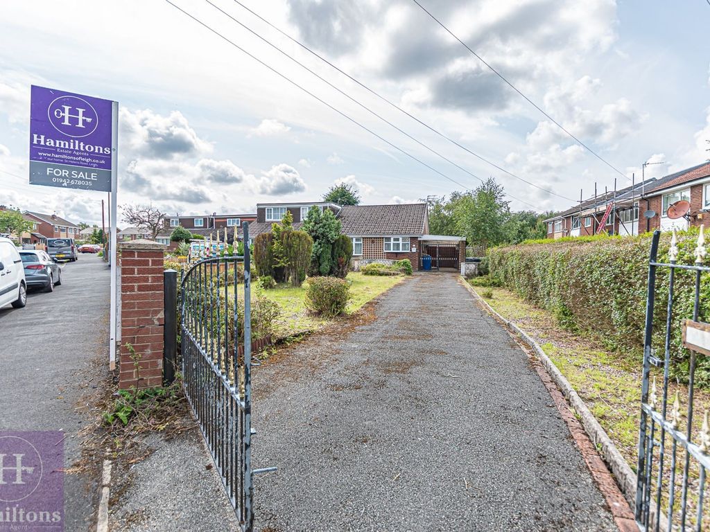 2 bed property for sale in Hulme Road, Leigh WN7, £170,000