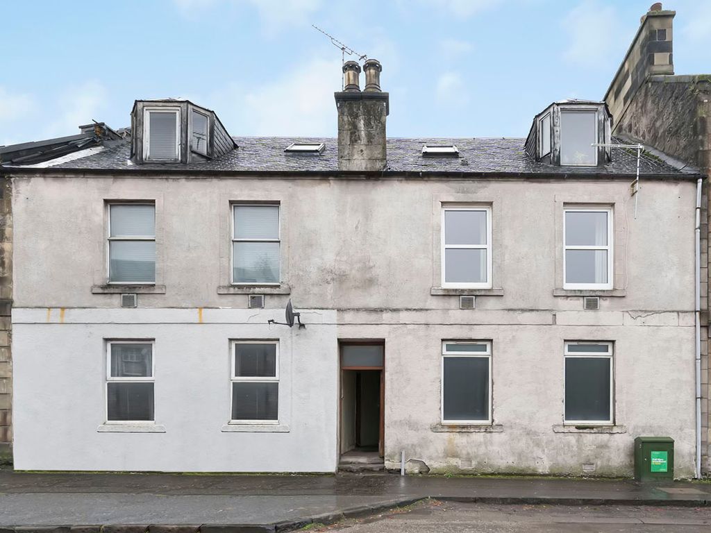 2 bed flat for sale in Cowane Street, Stirling FK8, £75,000