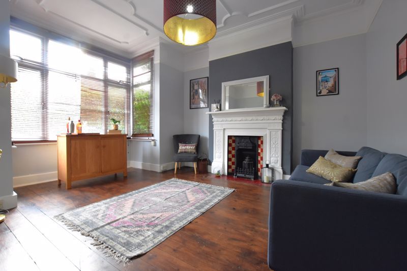 1 bed flat for sale in Butler Road, Harrow HA1, £335,000