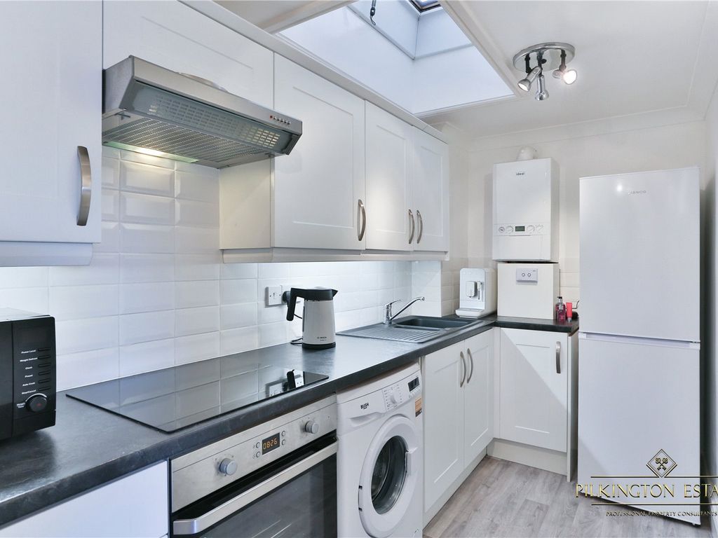 1 bed flat for sale in Nelson Gardens, Plymouth, Devon PL1, £130,000