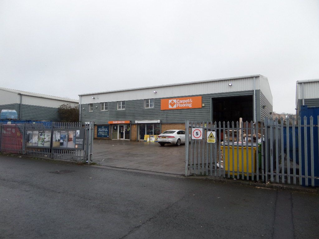 Industrial to let in Clos Marion, Cardiff CF10, £36,500 pa