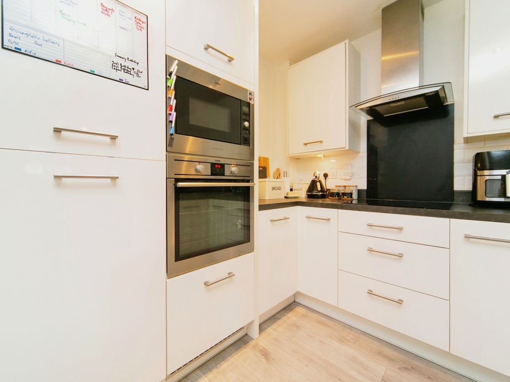 2 bed flat for sale in Friars Way, Liverpool L14, £175,000
