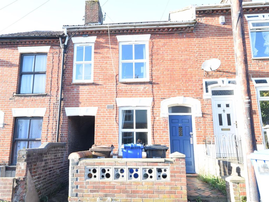 3 bed terraced house for sale in Junction Road, Norwich NR3, £235,000