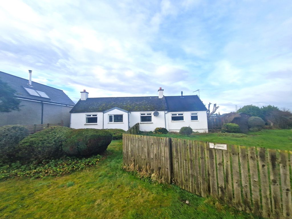 2 bed cottage for sale in Broom Of Moy, By Forres IV36, £130,000