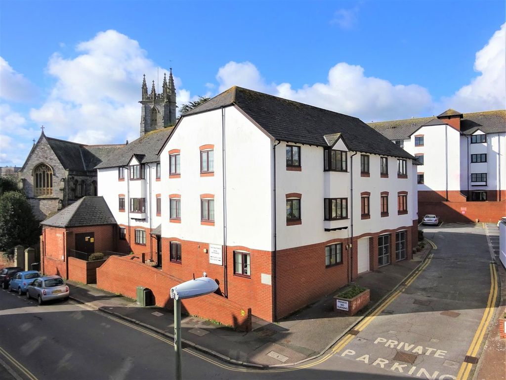 2 bed flat for sale in Church Street, Heavitree, Exeter EX2, £124,950