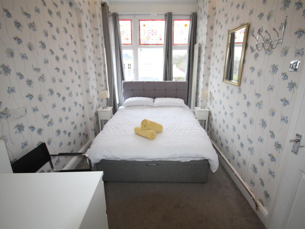 1 bed flat for sale in Lawson Road, Colwyn Bay LL29, £69,500
