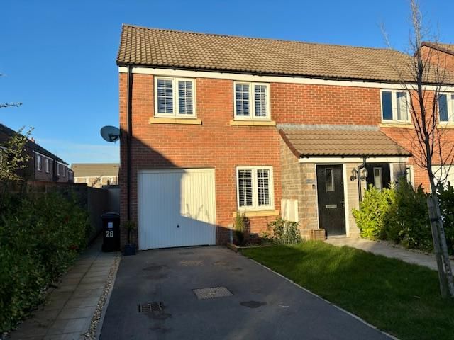 3 bed property for sale in Aubretia Road, Lyde Green, Bristol BS16, £375,000