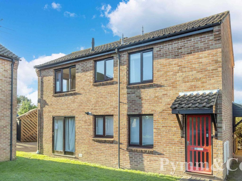 1 bed flat for sale in Ingram Court, Norwich NR1, £140,000