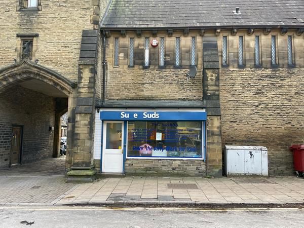 Retail premises for sale in Boothtown Road, Boothtown, Halifax HX3, £165,000