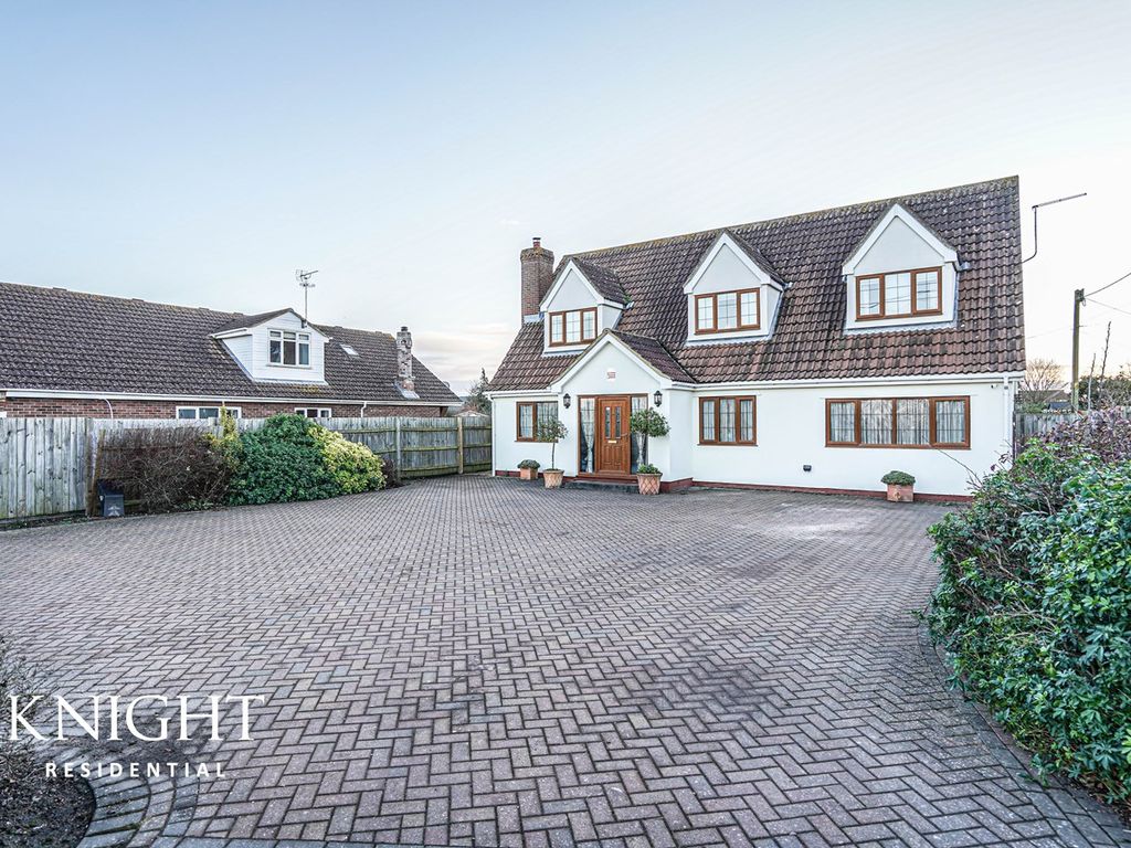 4 bed detached house for sale in Bromley Road, Elmstead, Colchester CO7, £750,000