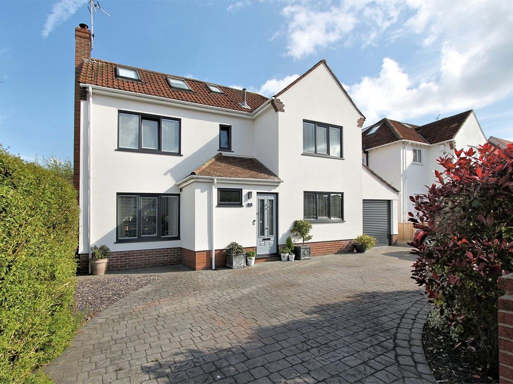 4 bed detached house for sale in Crantock Drive, Almondsbury BS32, £730,000