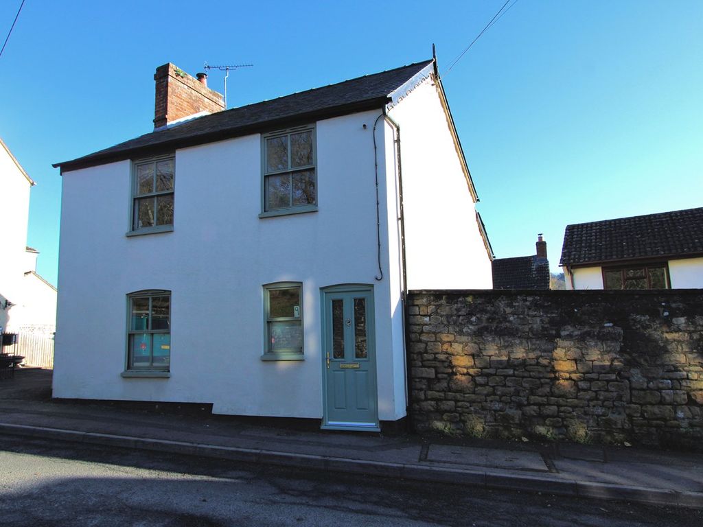 3 bed detached house for sale in Coombe Road, Wotton-Under-Edge GL12, £325,000