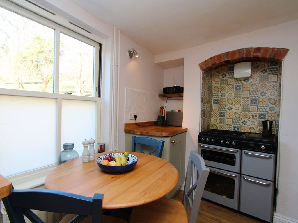 3 bed detached house for sale in Coombe Road, Wotton-Under-Edge GL12, £325,000