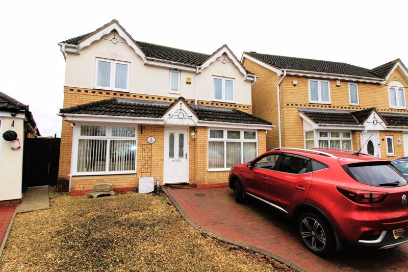 4 bed detached house for sale in Constantine Way, Bilston WV14, £299,950