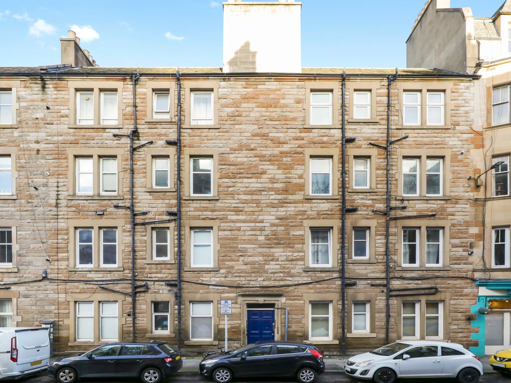 1 bed flat for sale in 16/13 Lochrin Place, Edinburgh EH3, £215,000
