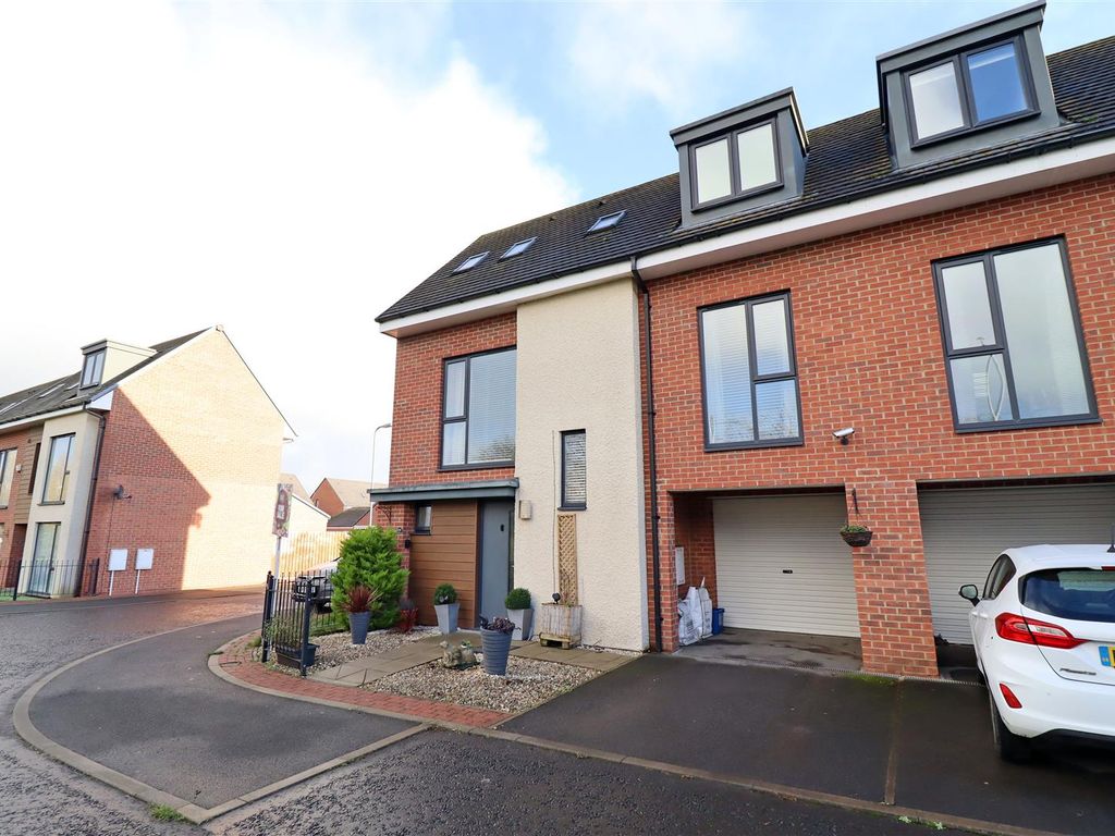 3 bed semi-detached house for sale in Corona Court, Stockton-On-Tees TS18, £195,000